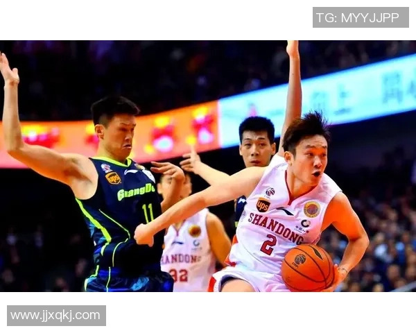 足球与篮球明星同台竞技谁能赢得观众的心与掌声