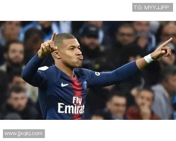 足球明星莫伦的传奇故事与成就揭秘